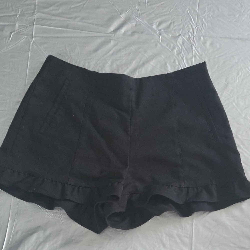 STATE Black High-Waist Ruffle Hem Shorts